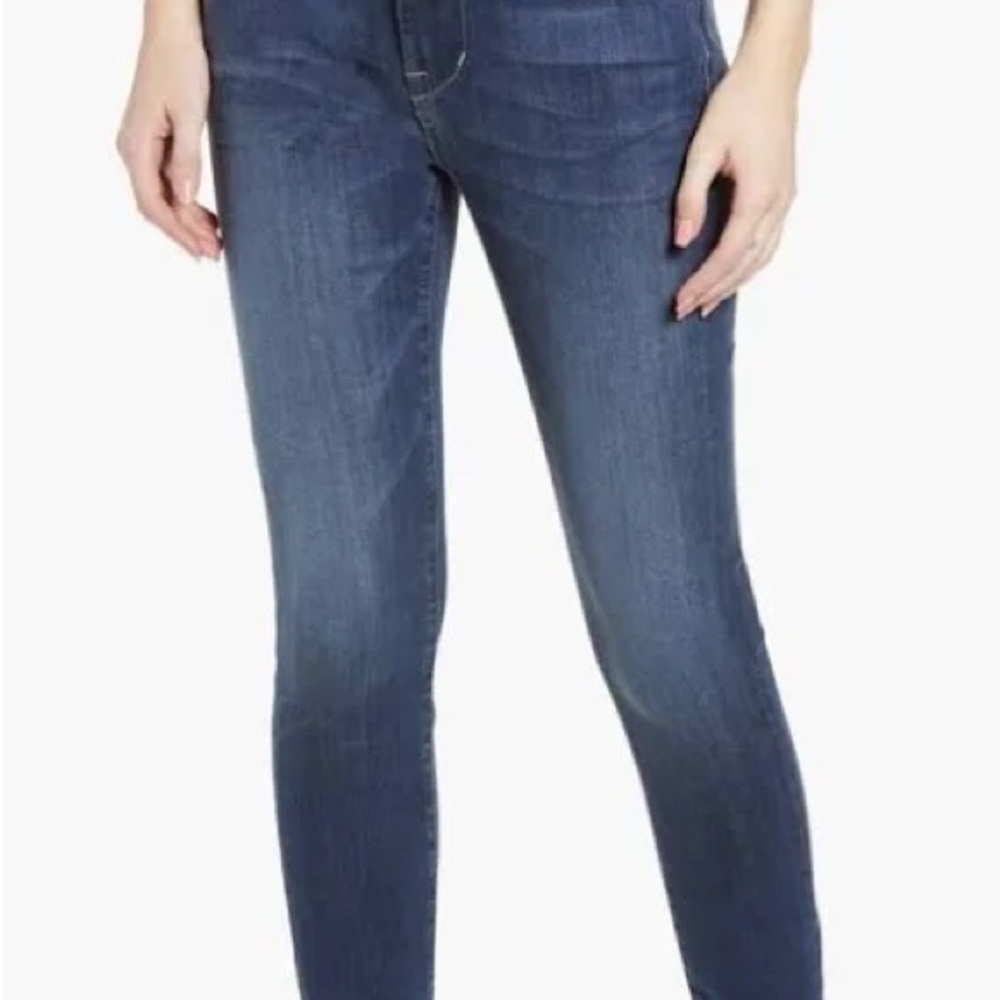 Fidelity Women’s Blue Jeans